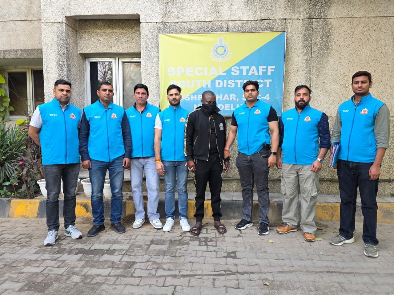 Outer District Special Staff