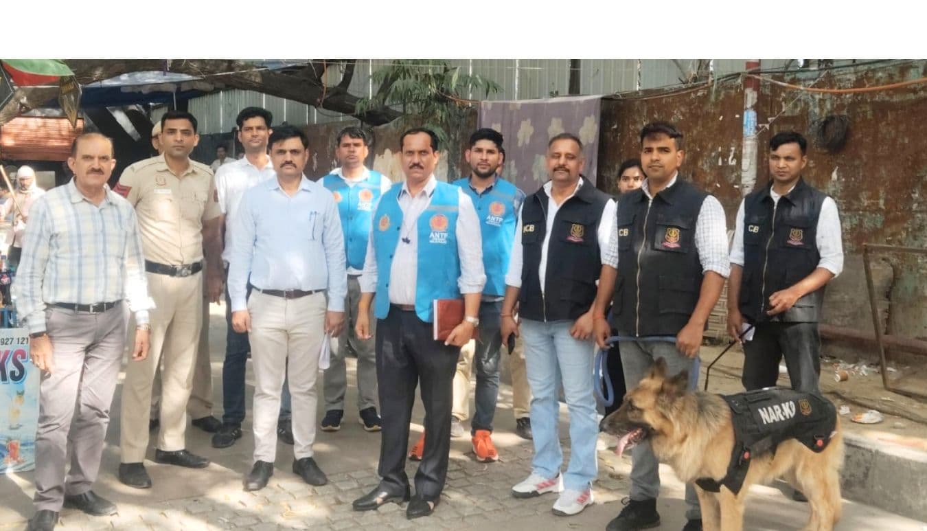 ANTF, Delhi Police, conducts search for narcotics aided by canine squad